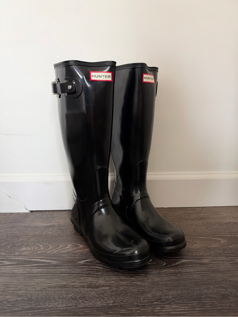 Hunter Women's Tall Gloss Black Rain Boots